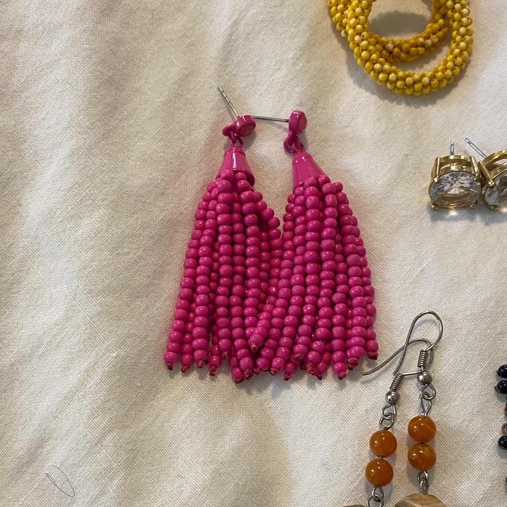 Earring Set - Picture 2 of 16
